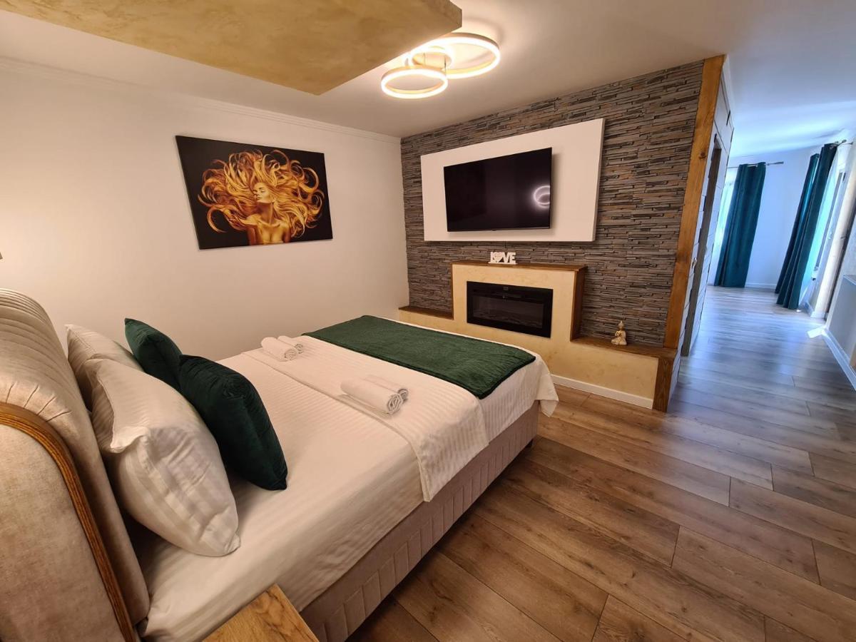 Bella Vista Bungalow Turda Esterno foto