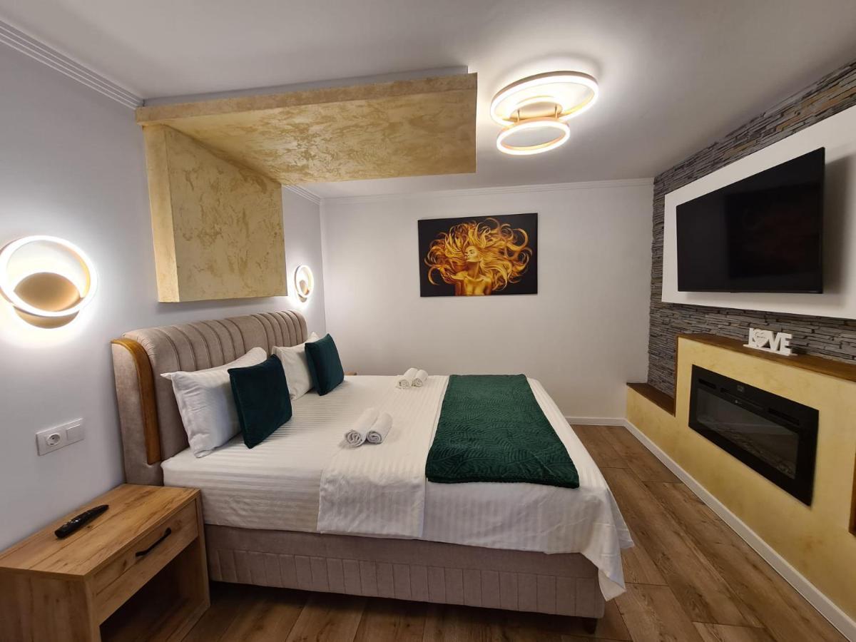 Bella Vista Bungalow Turda Esterno foto